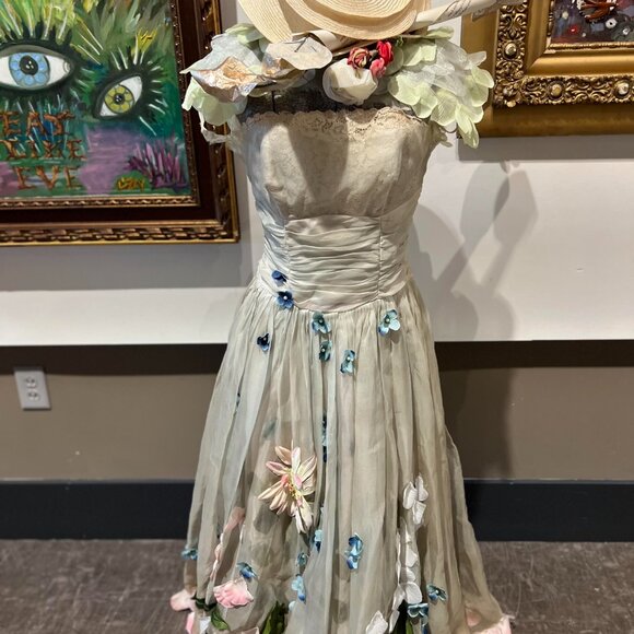 Meet your Posher, Elizabeth - Picture 5 of 16